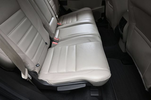 Used 2017 Ford Escape Titanium FWD image 27