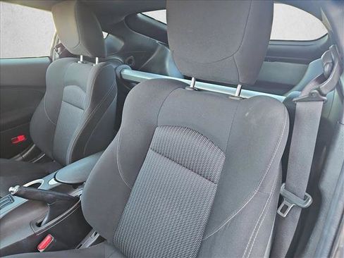 Used 2016 Nissan 370Z Coupe RWD image 21
