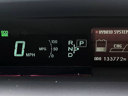 Used 2015 Toyota Prius Two FWD image 22