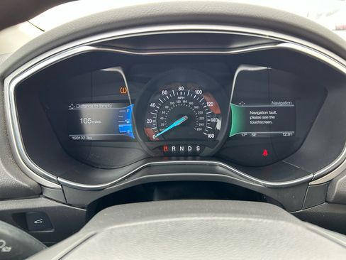 Used 2015 Ford Fusion SE image 21