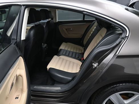 Used 2016 Volkswagen CC Sport image 27