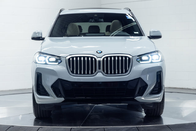 Certified 2024 BMW X3 xDrive30i w/ Premium Package AWD/4WD image 5
