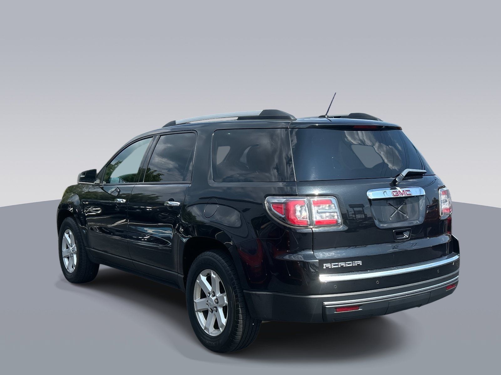 Used 2013 GMC Acadia SLE FWD image 5
