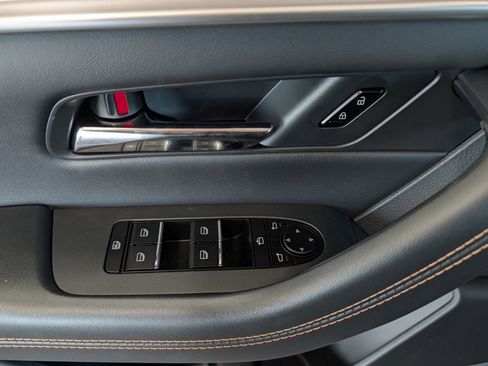 New 2026 MAZDA CX-90 Plug-In Hybrid w/ Premium Plus image 17