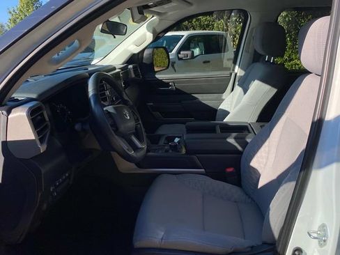 Used 2024 Toyota Tundra SR5 AWD/4WD image 11