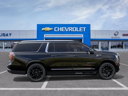 New 2026 GMC Yukon XL Denali w/ Sun & Power Step Package AWD/4WD image 5
