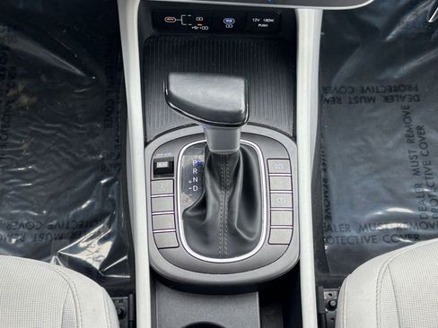 Used 2025 Hyundai Kona SEL image 37