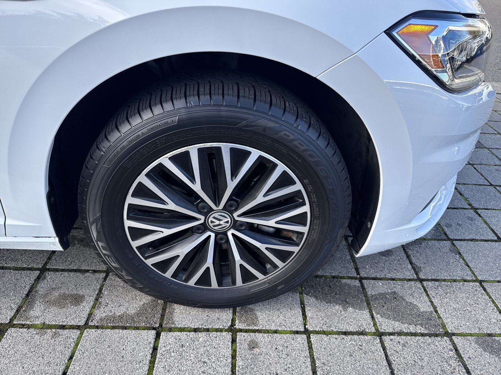 Used 2019 Volkswagen Jetta SEL FWD image 10