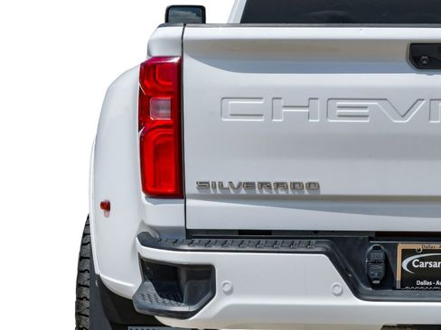 Used 2025 Chevrolet Silverado 3500 W/T AWD/4WD image 41