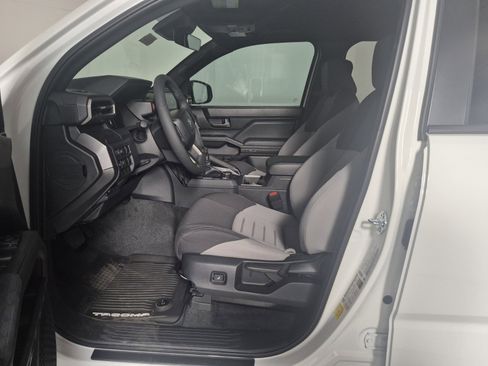 New 2026 Toyota Tacoma TRD Off-Road image 15