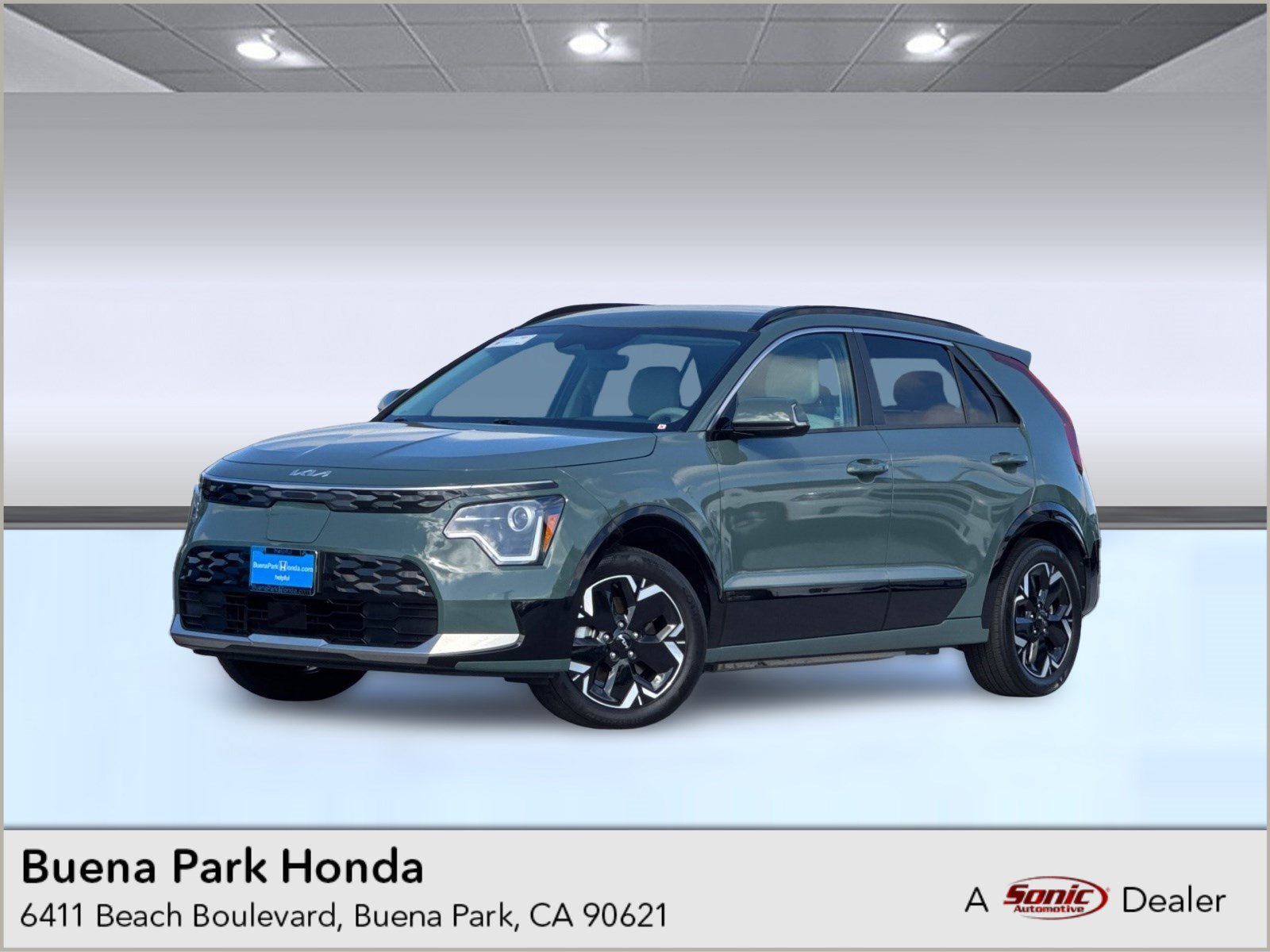 Used 2023 Kia Niro Wind w/ Wind Preserve Package FWD image 1
