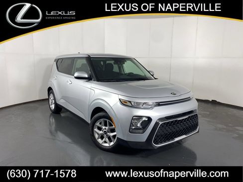 Used 2021 Kia Soul S image 1