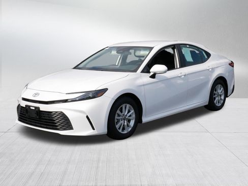 Certified 2026 Toyota Camry LE FWD image 3