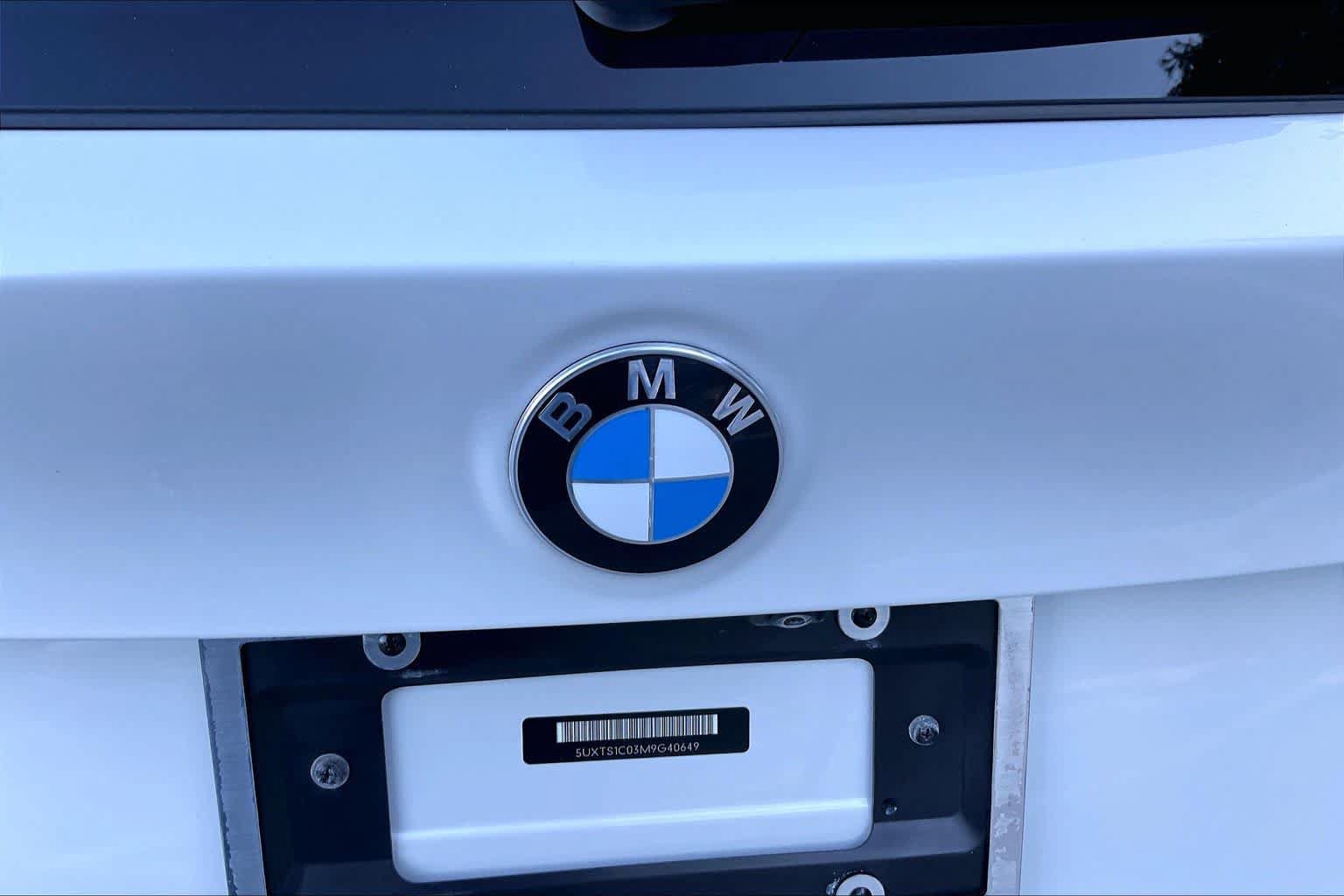 Used 2021 BMW X3 xDrive30e w/ Convenience Package AWD/4WD image 32