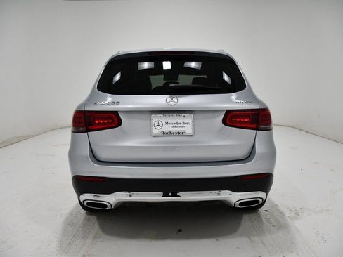 Used 2021 Mercedes-Benz GLC 300 4MATIC image 4