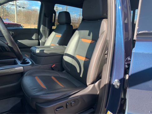 Used 2020 GMC Sierra 1500 AT4 w/ AT4 Premium Package image 13