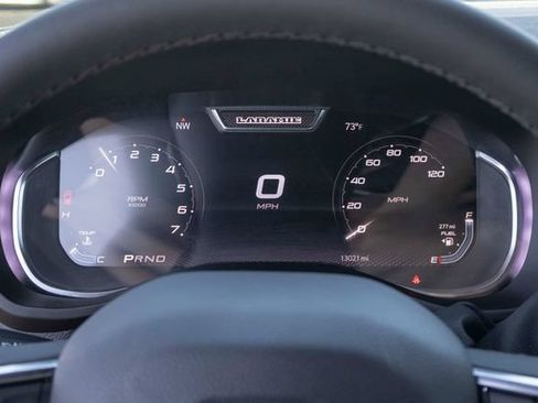 Used 2026 RAM 2500 Laramie AWD/4WD image 17