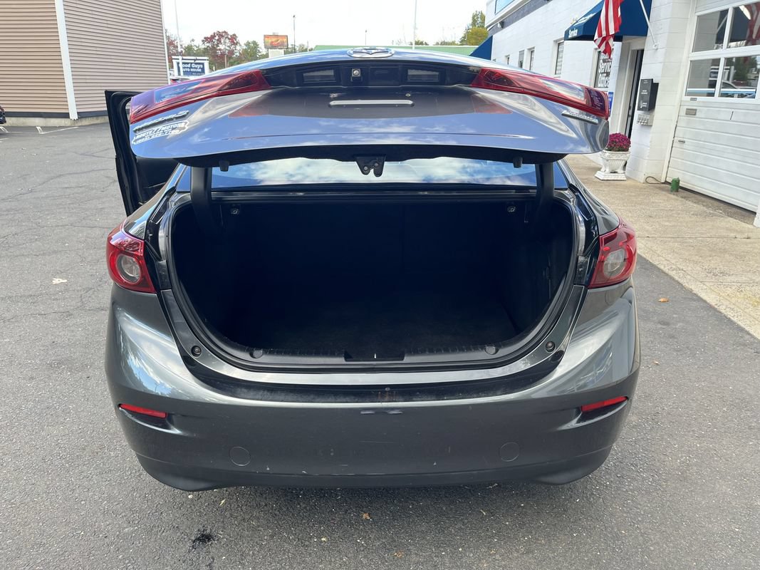 Used 2017 MAZDA MAZDA3 Touring FWD image 20