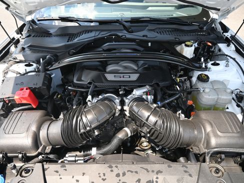 Used 2024 Ford Mustang Dark Horse RWD image 35