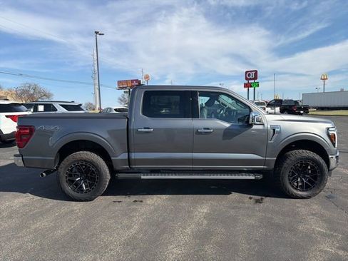 Used 2025 Ford F150 Lariat w/ Equipment Group 501A Mid image 6
