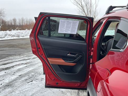 Used 2023 MAZDA CX-50 AWD 2.5 Turbo image 36