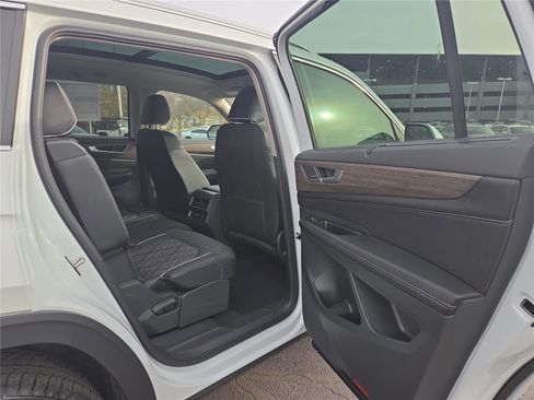 New 2026 Volkswagen Atlas SEL Premium R-Line image 29