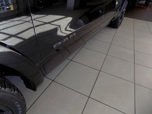 Certified 2022 RAM 1500 Limited w/ Night Edition image 32