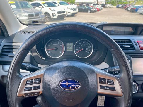 Used 2014 Subaru Forester 2.5i Premium AWD/4WD image 18