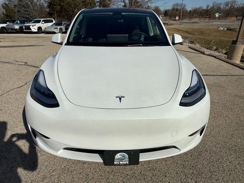 Used 2021 Tesla Model Y Long Range image 2
