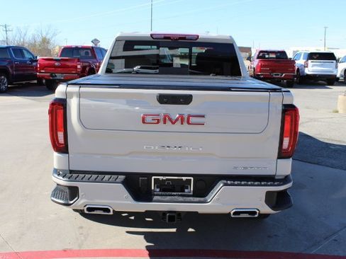 New 2026 GMC Sierra 1500 Denali w/ Denali Reserve Package image 4