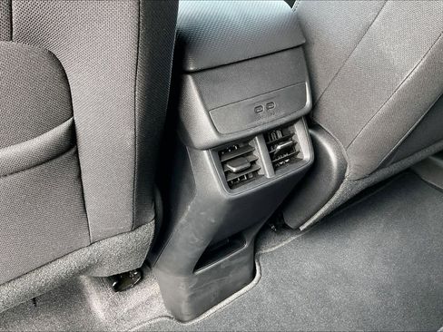 Certified 2025 Chevrolet Equinox LT w/ Safety and Technology Package image 33