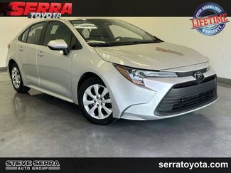 Used 2025 Toyota Corolla LE FWD video 1