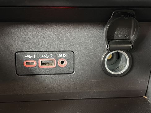 Used 2021 Nissan Sentra SV image 22