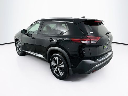 Used 2023 Nissan Rogue SL w/ SL Premium Package FWD image 5