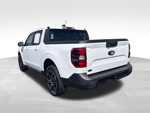Used 2026 Ford Maverick Lariat AWD/4WD image 3