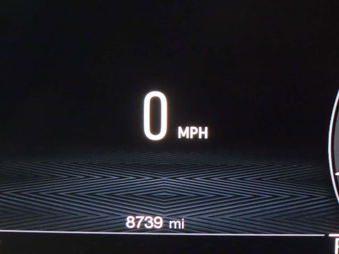 Used 2024 Alfa Romeo Giulia Veloce image 11