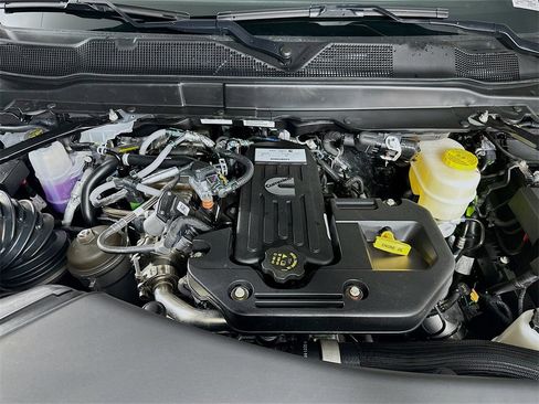 New 2025 RAM 3500 Laramie image 18