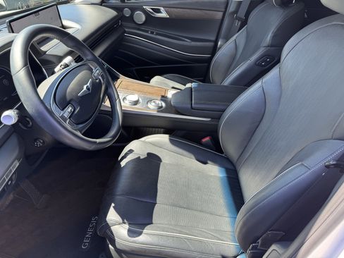 Used 2023 Genesis GV80 2.5T w/ Advanced Package image 15