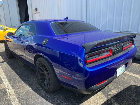 Used 2019 Dodge Challenger R/T Scat Pack w/ Dynamics Package RWD image 3
