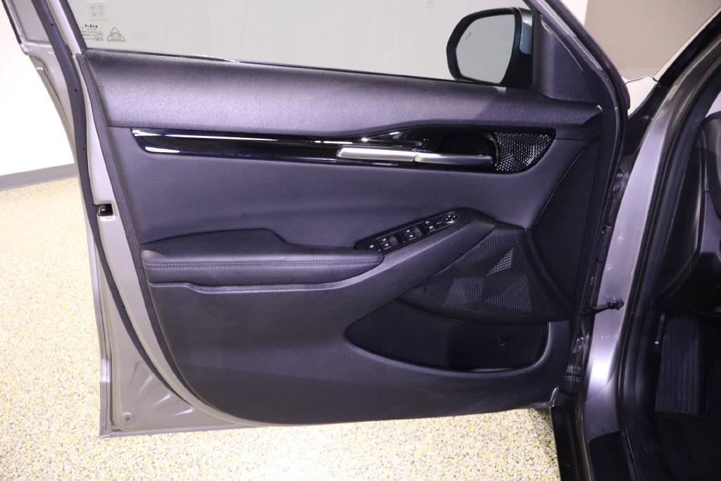 Used 2023 Kia Seltos S w/ Navigation Package FWD image 33