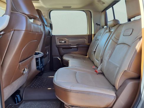 Used 2022 RAM 3500 Limited image 12