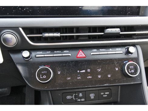 Used 2025 Hyundai Sonata SEL FWD image 19