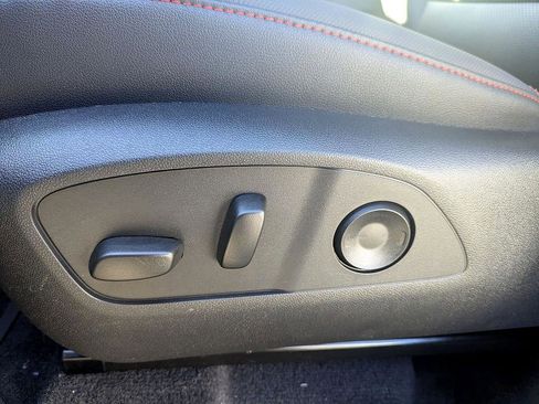 New 2026 Chevrolet Traverse Z71 w/ Enhanced Driving Package image 12