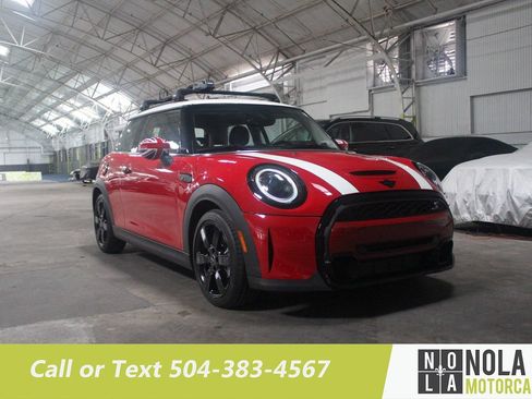 Used 2024 MINI Cooper S w/ Signature Upholstery Package FWD image 8