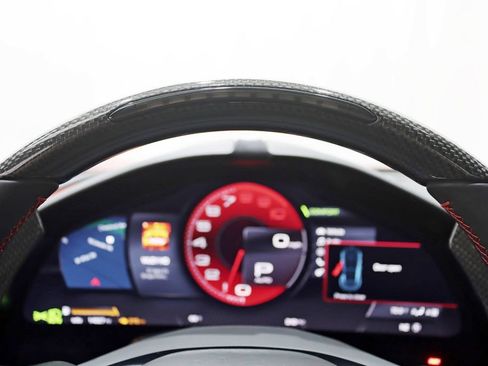 Used 2021 Ferrari Roma RWD image 19