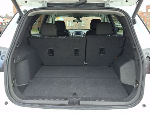 Used 2024 Chevrolet Equinox LT image 29