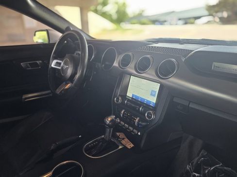Used 2019 Ford Mustang Premium RWD image 25