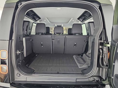New 2026 Land Rover Defender 110 S image 14