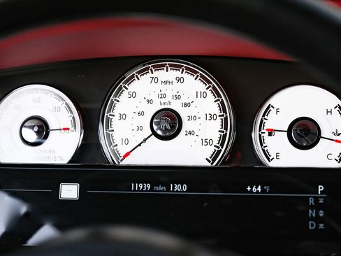 Used 2020 Rolls-Royce Wraith image 28