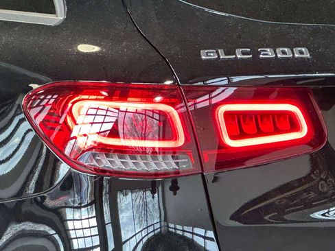 Certified 2022 Mercedes-Benz GLC 300 4MATIC image 8